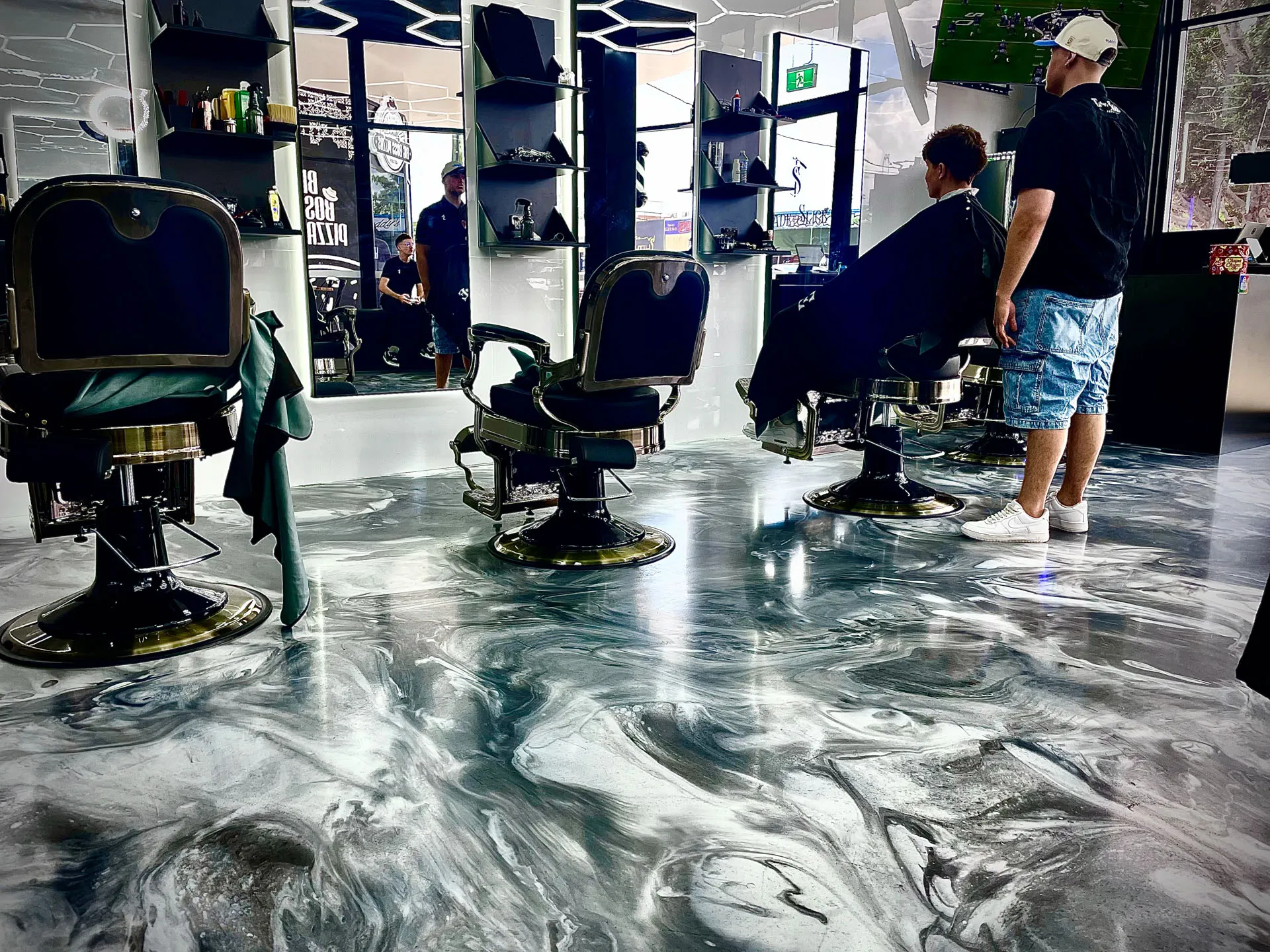 Decorative metallic epoxy floor